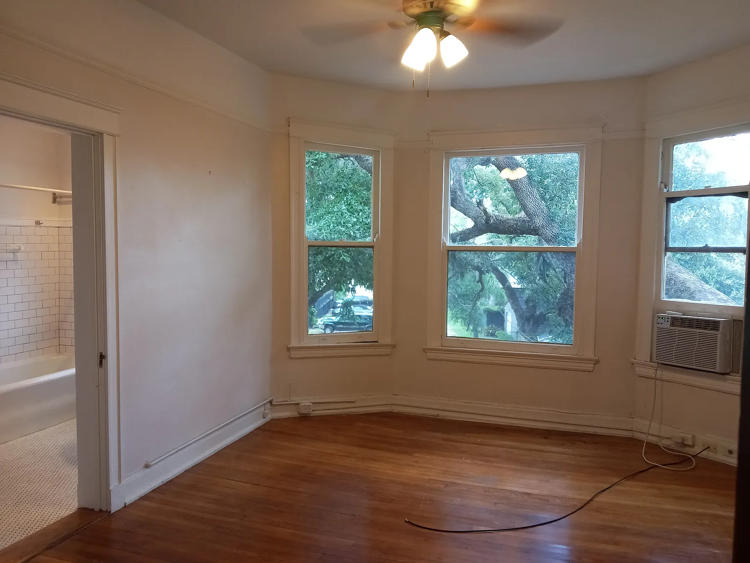 1 bed, 800 sqft, $1,600 — Photo 4