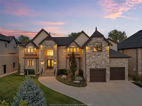 6990 Disputed Rd, Lasalle, ON N9H 0E4