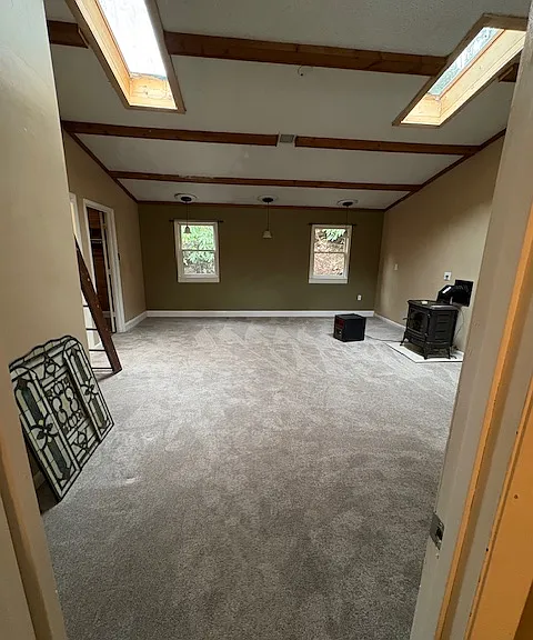 124 Pond Rd — Photo 4