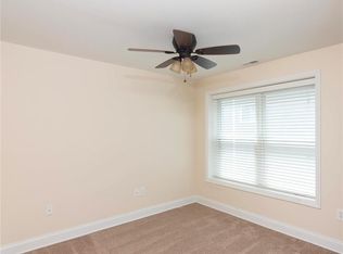 610 Forest Ct APT 2, Saint Louis, MO 63105