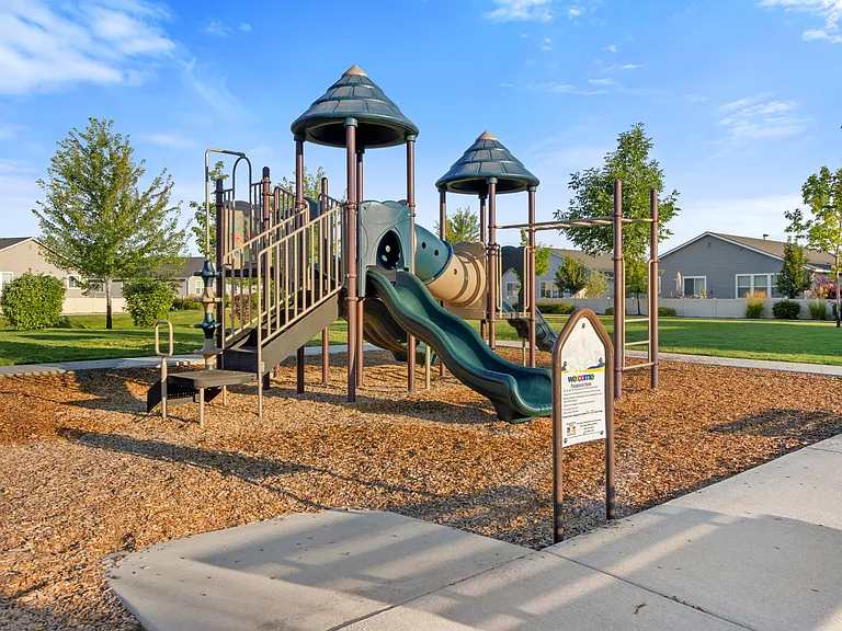 3488 W Remembrance Dr — Photo 44