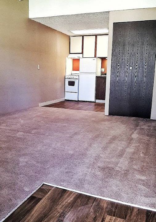 2nd image of 3668 Willowood Dr