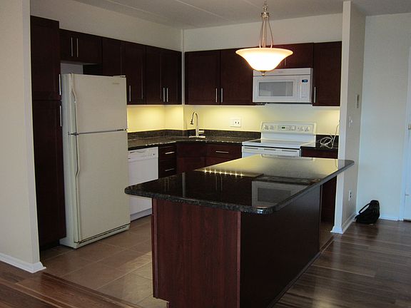 4th image of 1100 Lore Ave APT 614