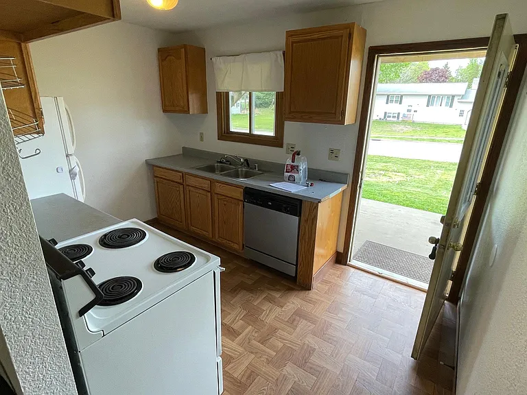 345 W Dewey St #345 — Photo 6