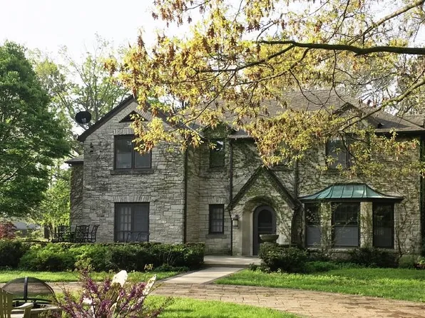 1102 Merrill Springs Rd, Madison, WI 53705