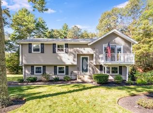 218 Titicut Rd, Raynham, MA 02767