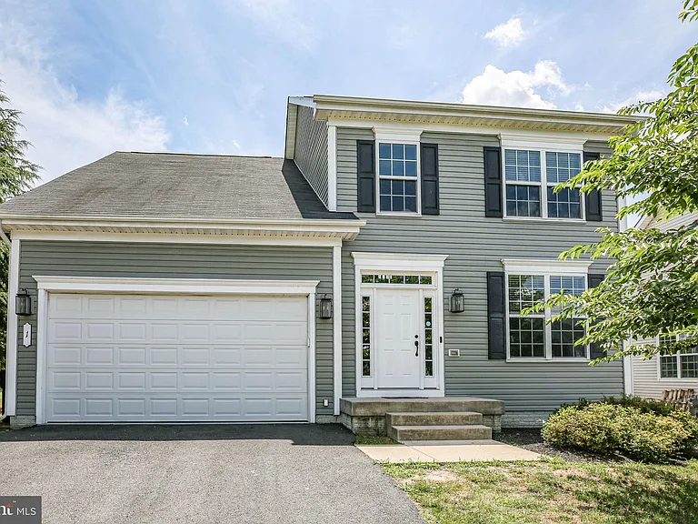 1 Doria Hill Dr — Photo 2