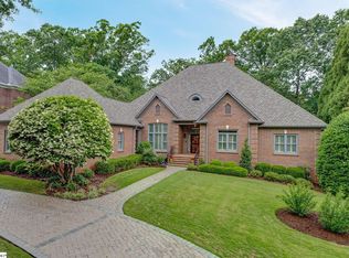 14 Baronne Ct, Greer, SC 29650