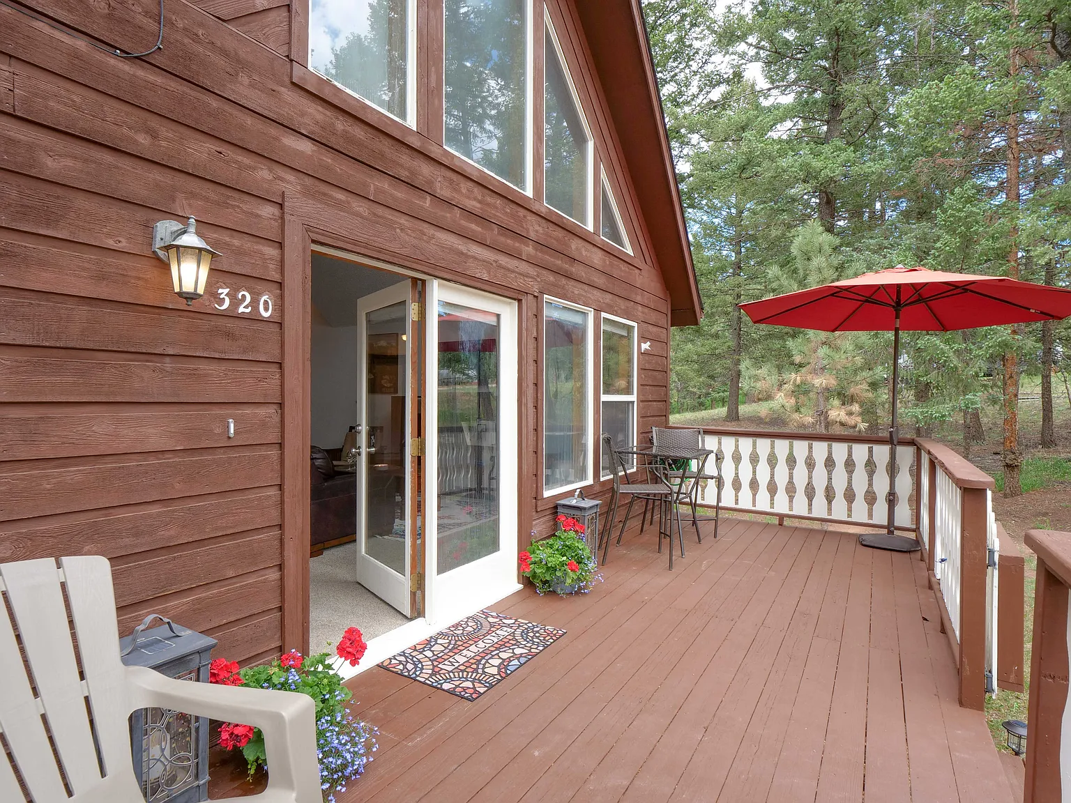 4 bed, 2050 sqft, $3,700 — Photo 2