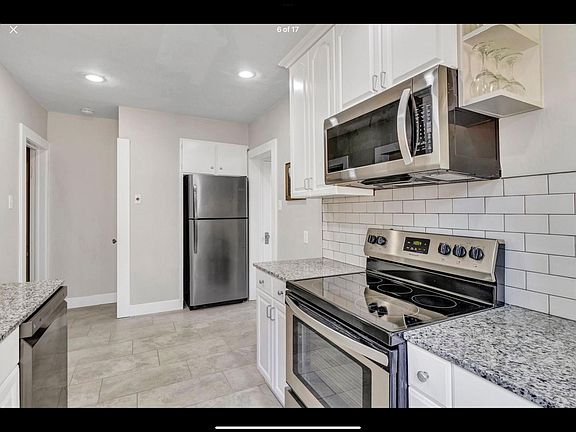 4th image of 850 S Roberta St