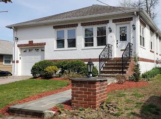 19 E Lincoln St, Verona, NJ 07044