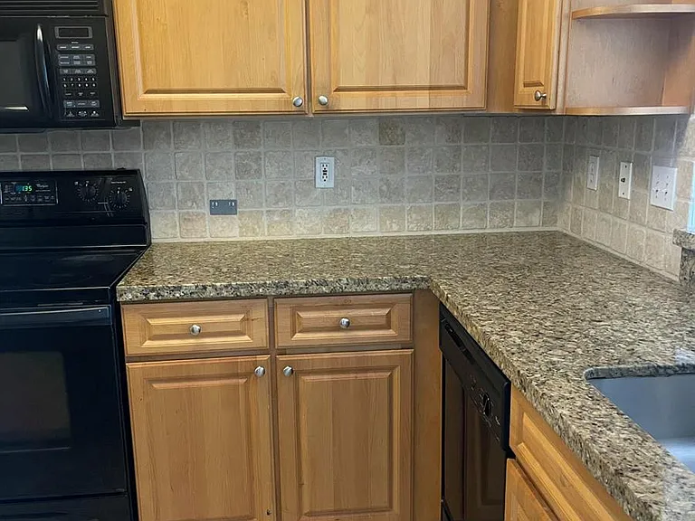 2040 Alta Meadows Ln #1605 — Photo 9