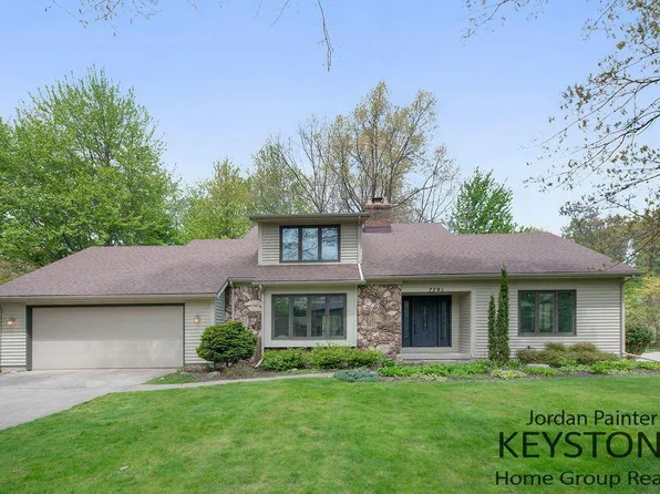 7791 Whitburn Dr SE, Ada, MI 49301