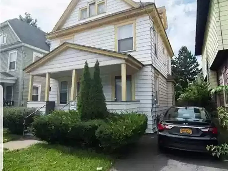 2706 Midland Ave — Photo 2