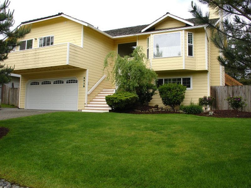 1st image of 4715 192nd Pl SE