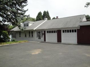 2A Shore Rd, Lake Hopatcong, NJ 07849