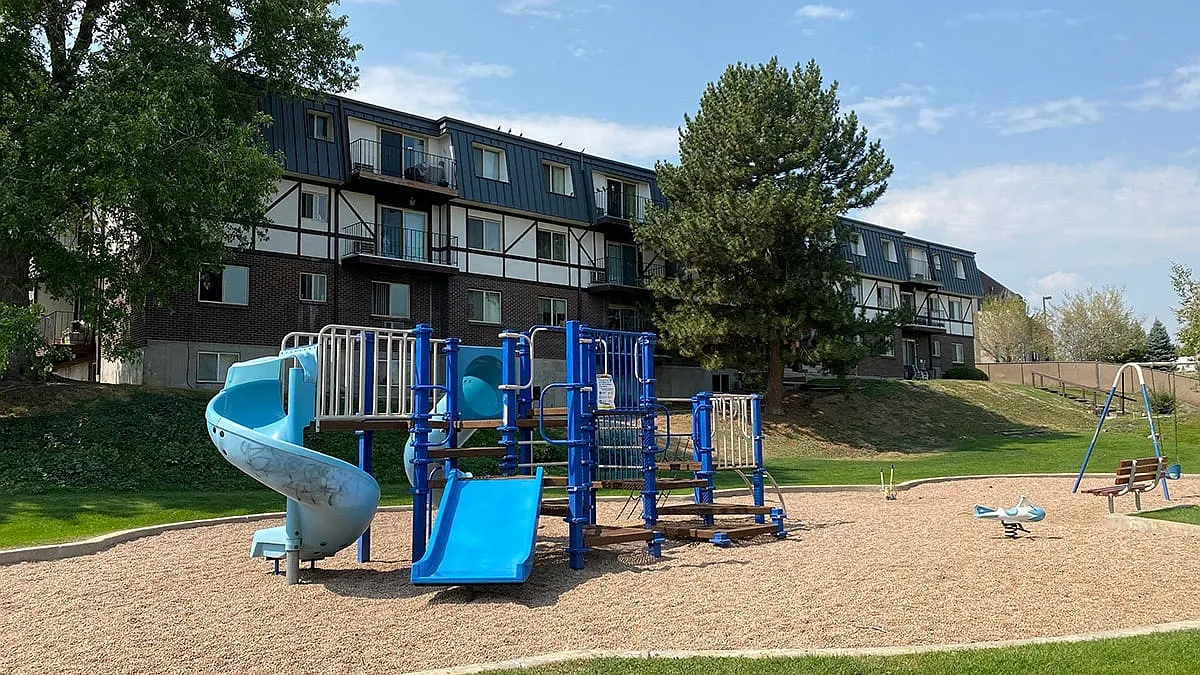Jewel at the Park — Photo 4