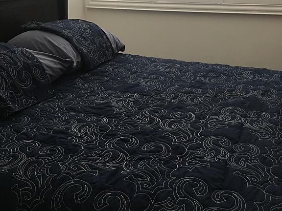 5th image of 221 W Buckthorn St APT 22