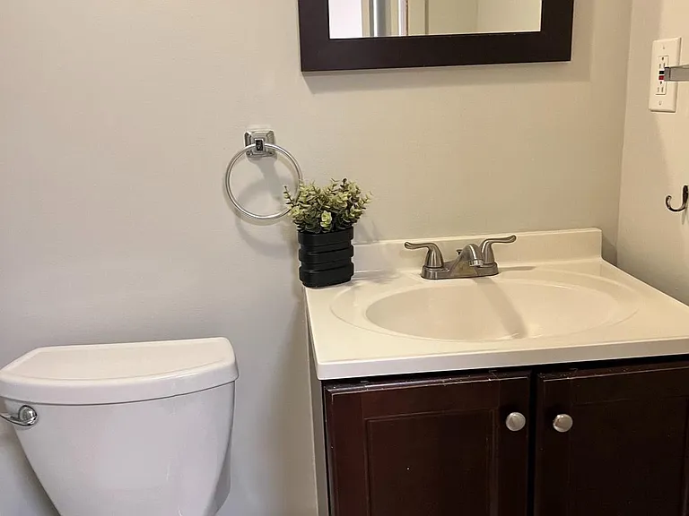 516 Meadow Hall Dr #D516 — Photo 8