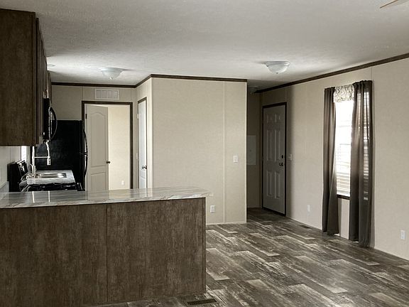 2nd image of 38000 Le Chateau Blvd #858