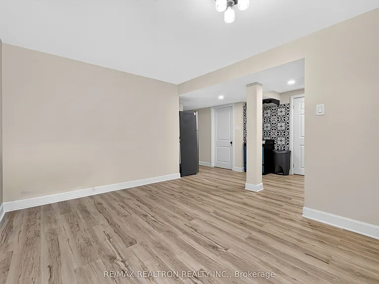 40 Carr Dr — Photo 9
