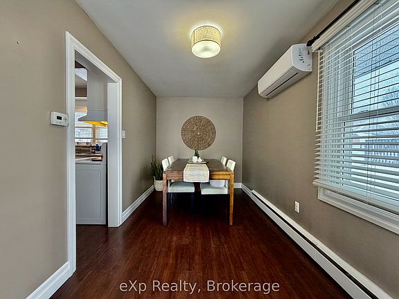 5th image of 13 Browns Ave