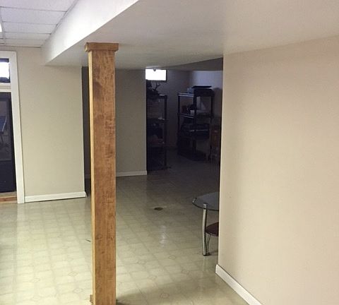 2nd image of 33647 Alvin St