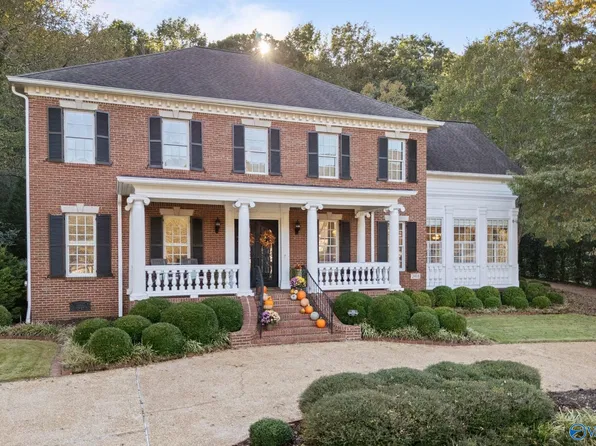 2414 Preston Ridge Dr SE, Brownsboro, AL 35741