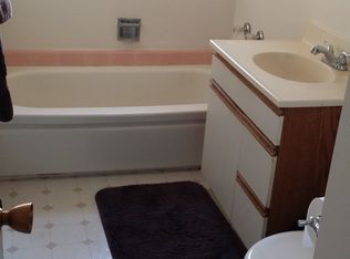 5836 Pioneer Way, Sacramento, CA 95841