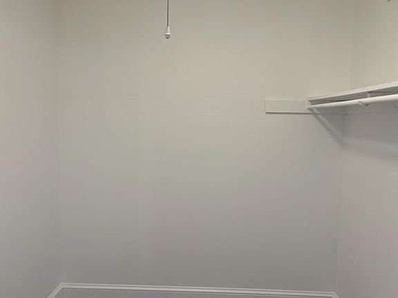 5th image of 552 E Orange Dr #9