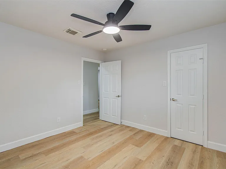 7026 Hidden Arbor Ln — Photo 17