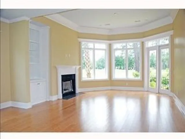 5 Sea Eagle Ct, Savannah, GA 31411