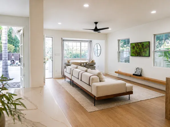 2369 Beach Ave, Venice, CA 90291