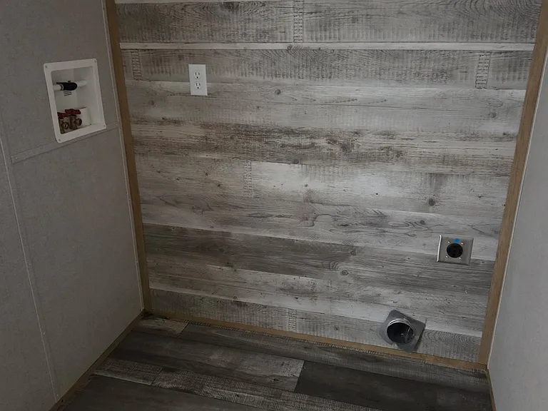 24 Marlette Ln — Photo 4