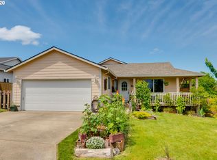 707 N Coolidge St, Carlton, OR 97111