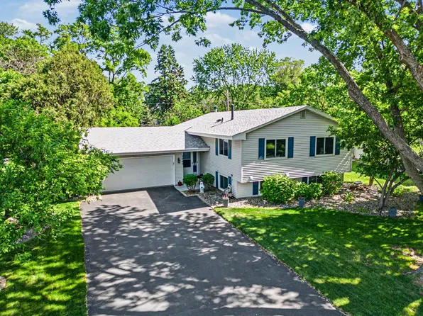 2443 Birch St, White Bear Lake, MN 55110