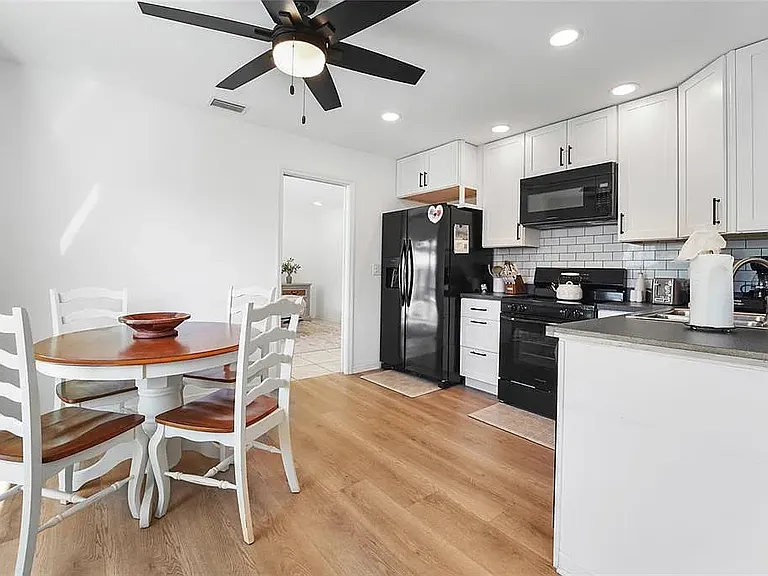 4906 W San Rafael St — Photo 10