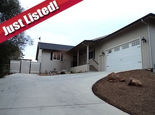 19837 Donkey Hill Rd, Hidden Valley Lake, CA 95467