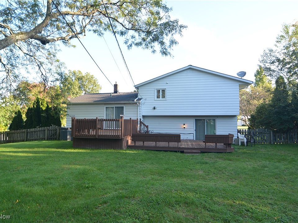 2nd image of 1942 Edenhall Dr