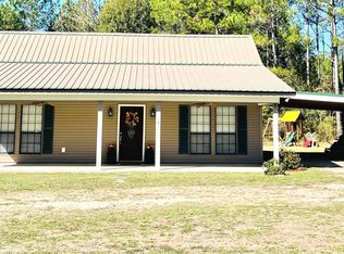 14 2nd Ln, Lumberton, MS 39455