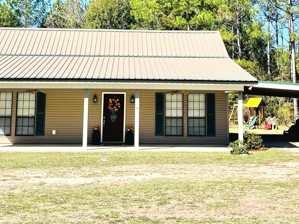 14 2nd Ln, Lumberton, MS 39455