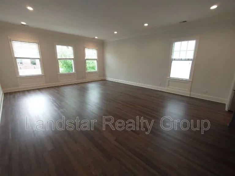 10510 Meeting St #201 — Photo 24