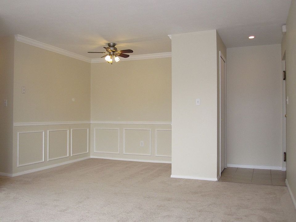 1st image of 23875 David Dr Unit 205
