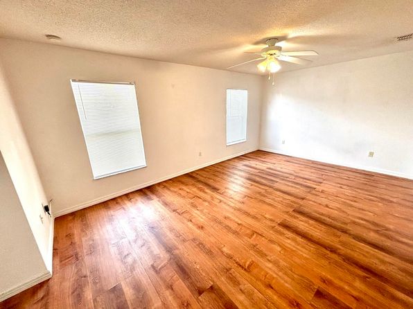 344 SW Majestic Ter