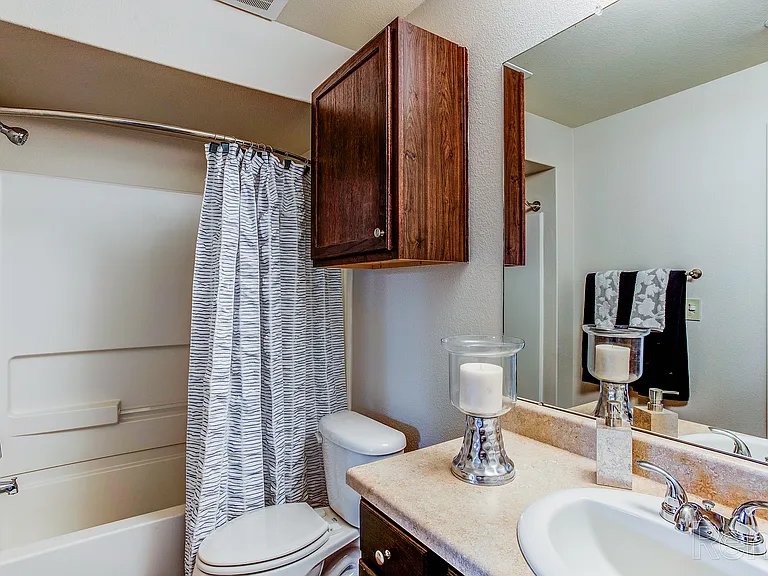 Centerstone Apartments — Photo 19
