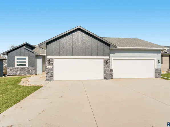 9016 W 23rd St, Sioux Falls, SD 57106