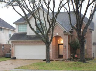 7018 Crystal Dowels Dr, Pasadena, TX 77505