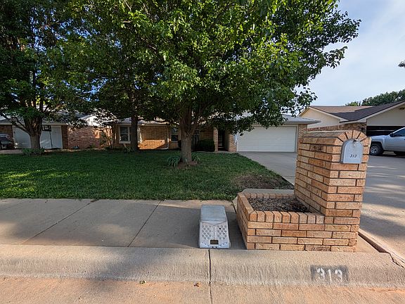 2nd image of 313 Rosewood Dr