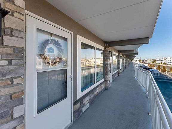 2nd image of 7800 Dune Dr #205