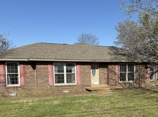 812 Maple Crest Dr, Lebanon, TN 37090